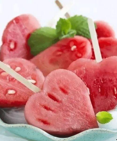 网红吃100斤瓜,场面壮观引热议 第3张 网红吃100斤瓜,场面壮观引热议 第3张